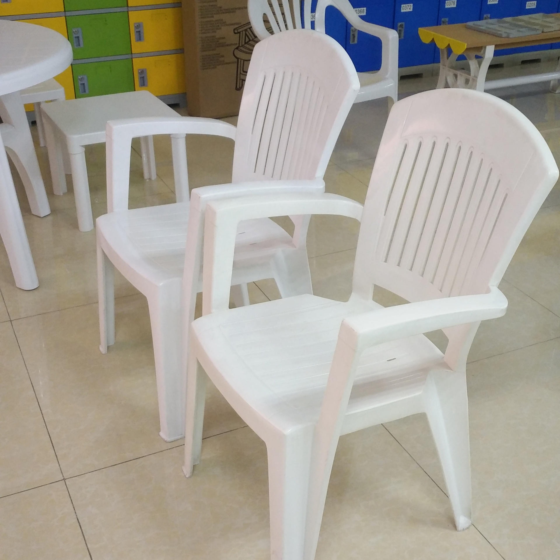 海阳牌ART.2315型进口PP塑料椅子 塑料休闲椅厂家供应