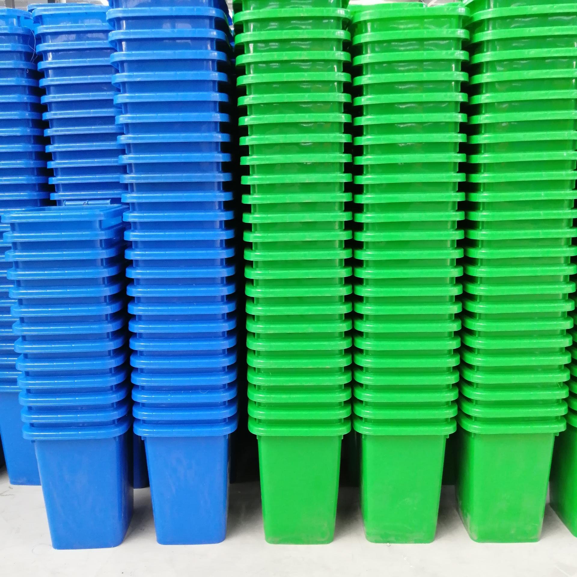 湖北武汉塑料垃圾桶厂家生产批发30L塑料垃圾桶