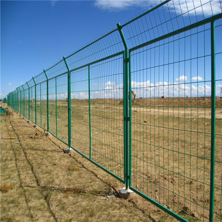 铁丝防护网 金属隔离网 绿色铁丝护栏网 专业生产 佳星