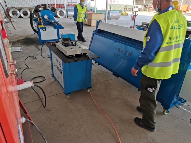 吐鲁番角钢冲孔焊接机生产厂家  一峰达   角铁法兰自动焊
