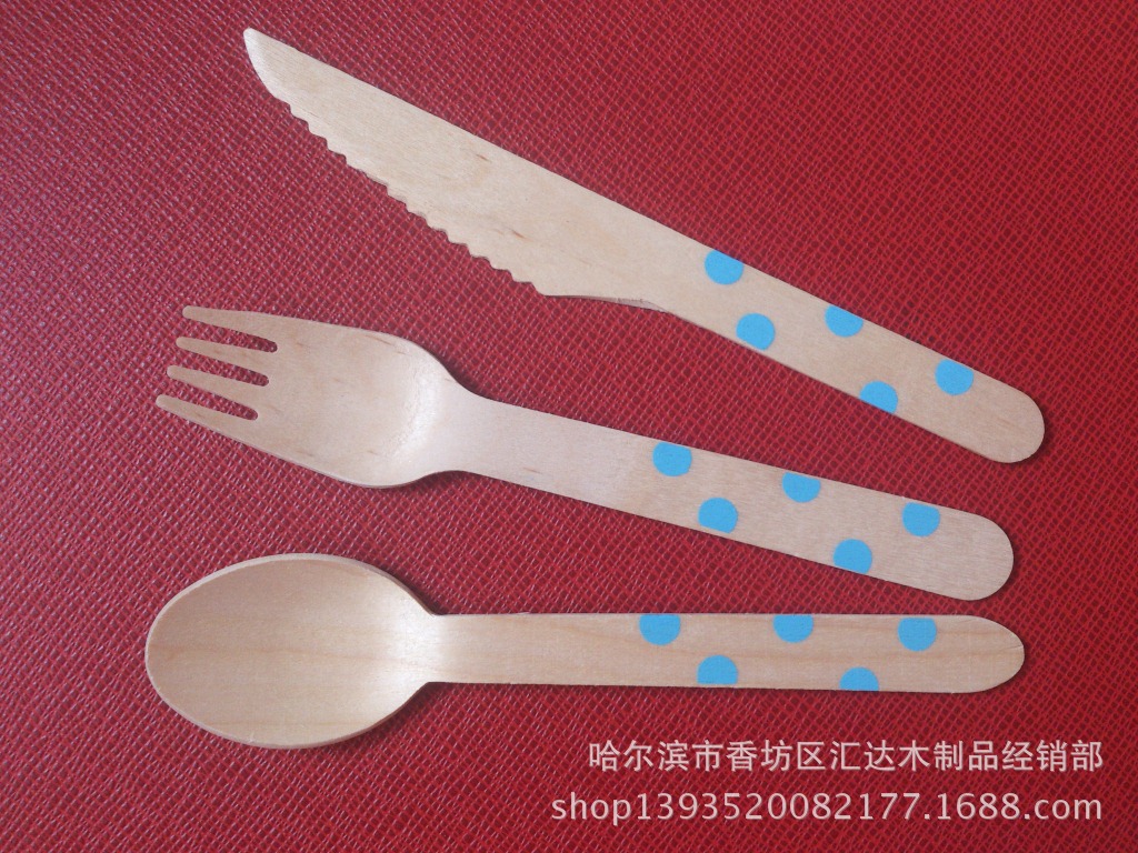 供应一次性木餐具刀叉勺 西餐木刀叉勺 彩色环保刀叉勺图片