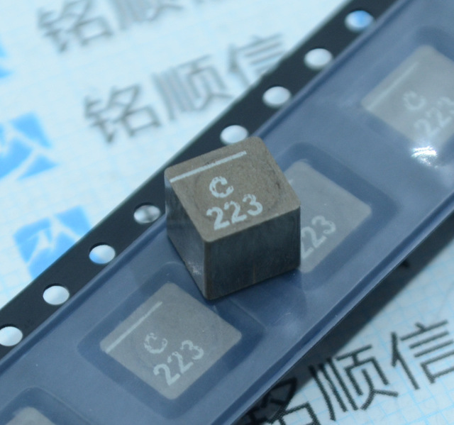 XAL6060-223MEC 22uH5A电感 出售原装 深圳现货供应