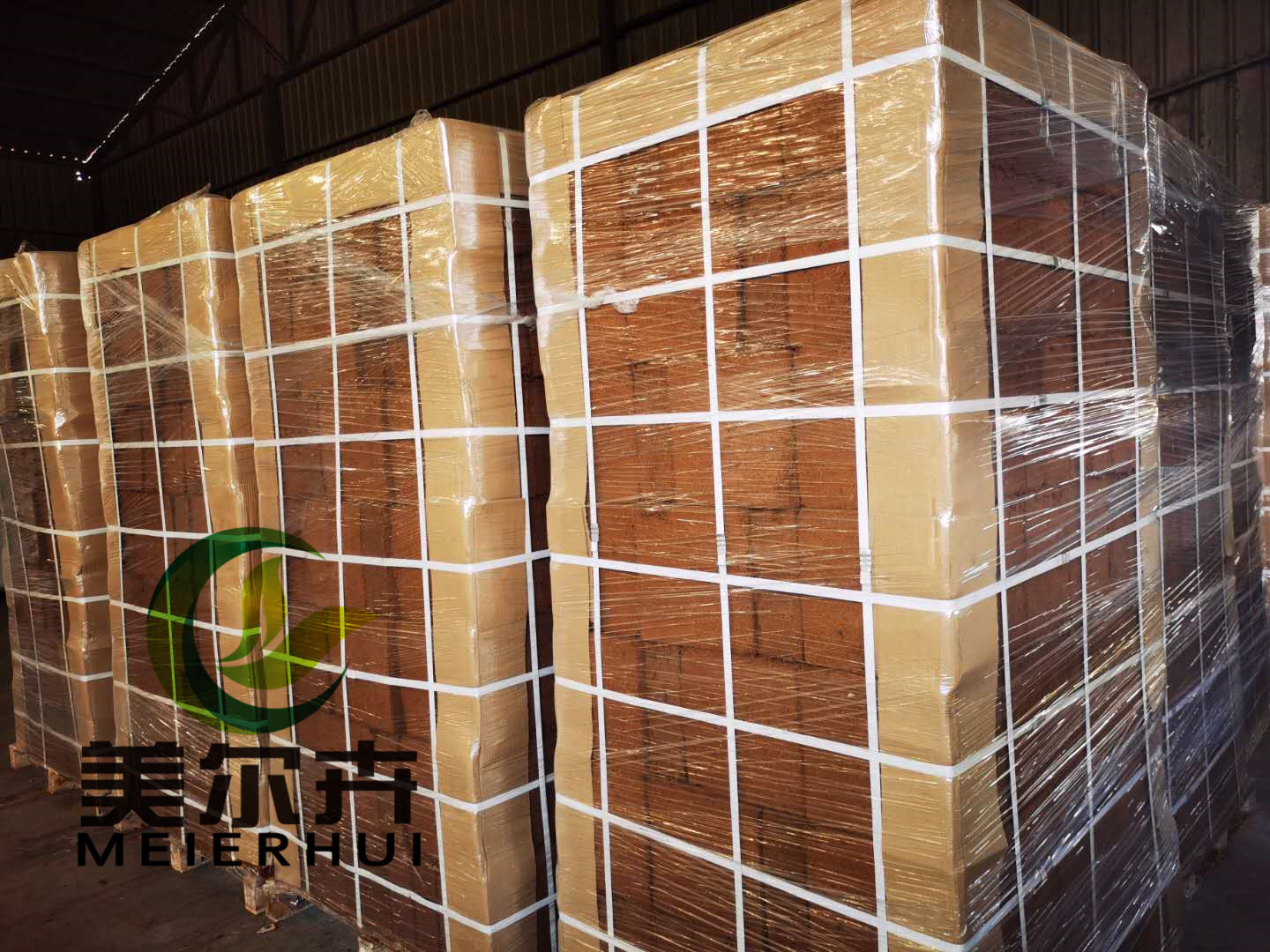 斯里兰卡进口压缩椰糠650克小椰砖国外工厂直销