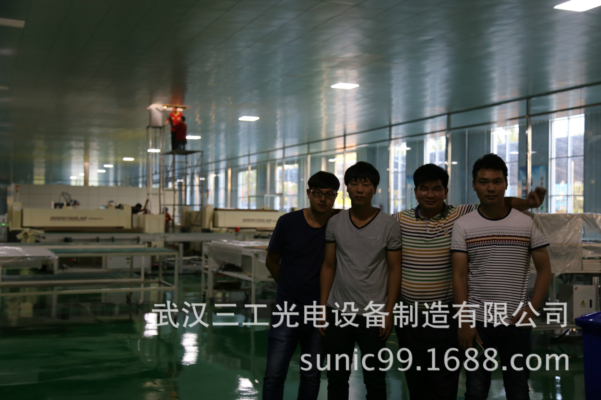 海南省太阳能路灯电池板生产设备|自动化光伏组件生产线示例图9