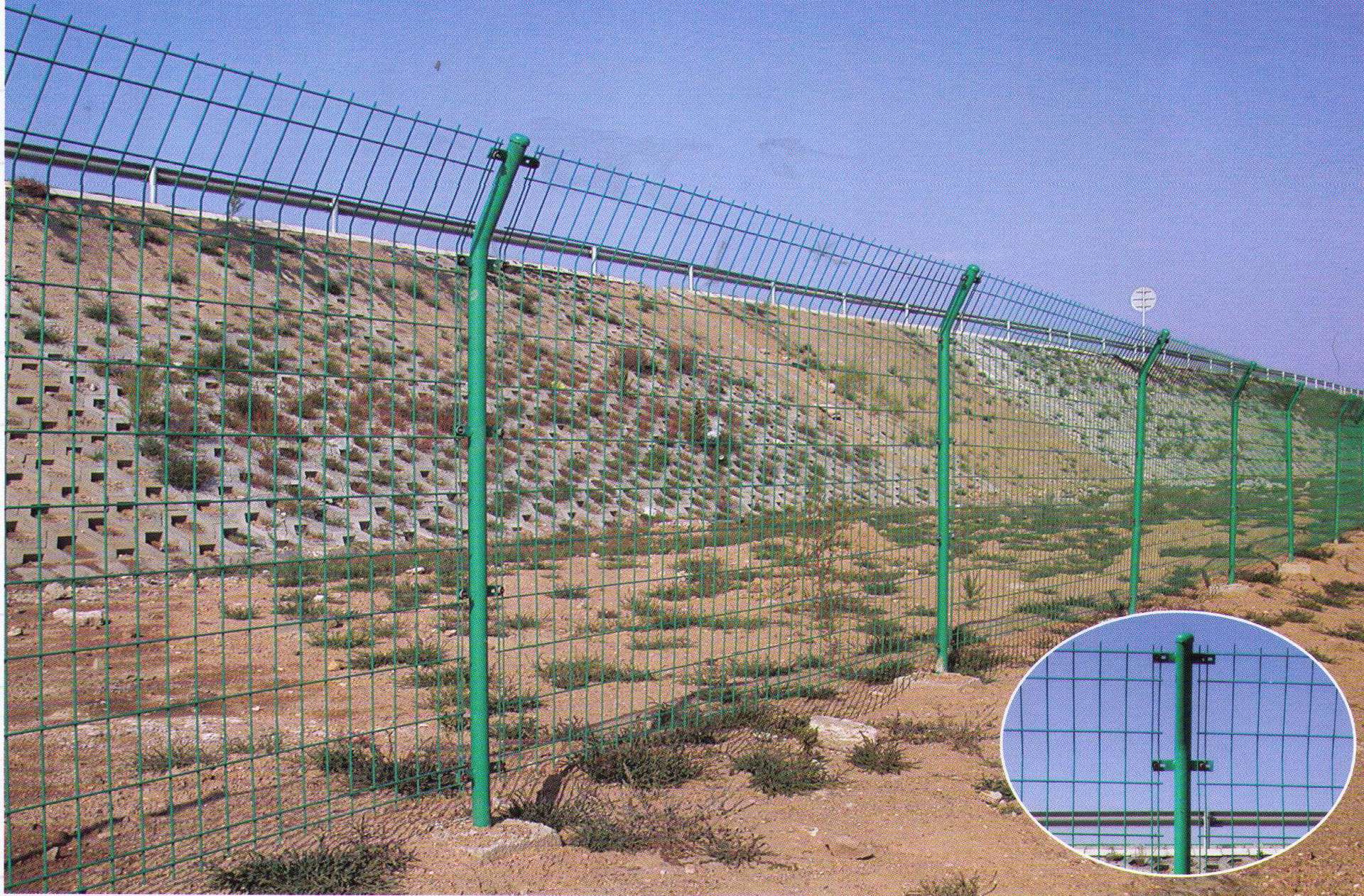 公路护栏网厂家【特销】公路隔离栅、双边丝护栏网示例图2