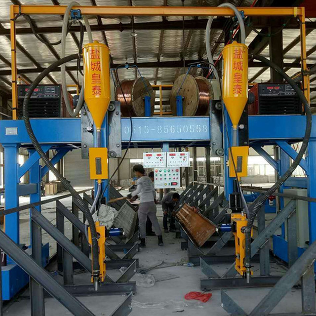 供应H型钢自动埋弧焊机  江苏厂家远销海外钢结构埋弧焊机