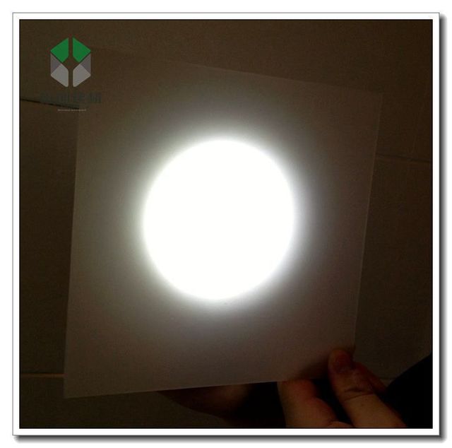 深圳厂家 2.0mm乳白pc光扩散板 特价匀光板 看不到灯珠 厂家直销