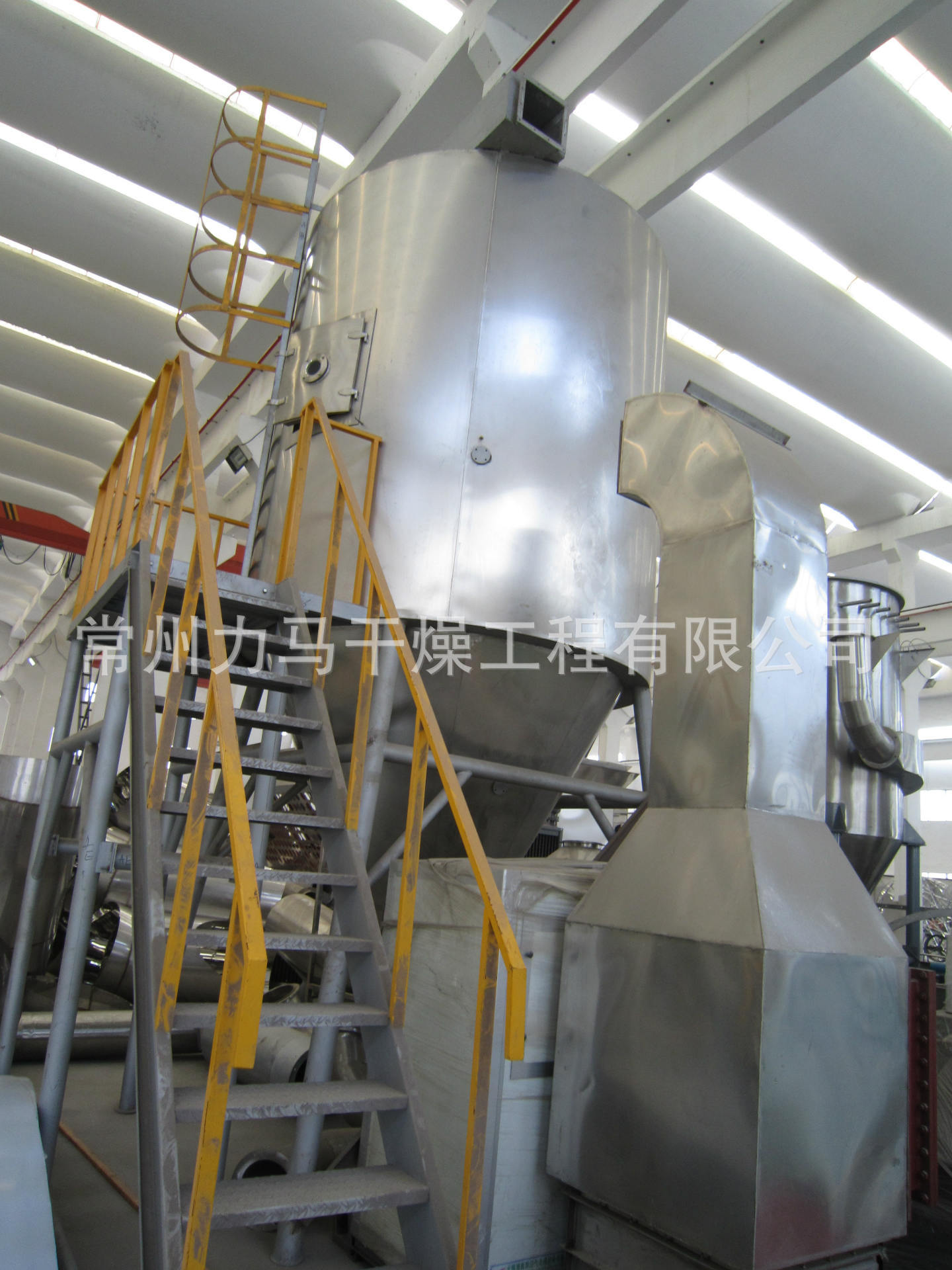 云南高速离心喷雾干燥机、喷干塔生产厂家LPG-700、柿叶茶干燥塔