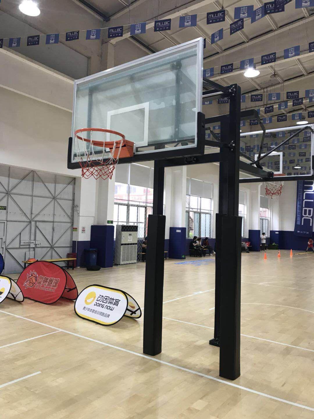 渭南晶康牌配透明钢化玻璃篮板圆管地埋篮球架比赛标准