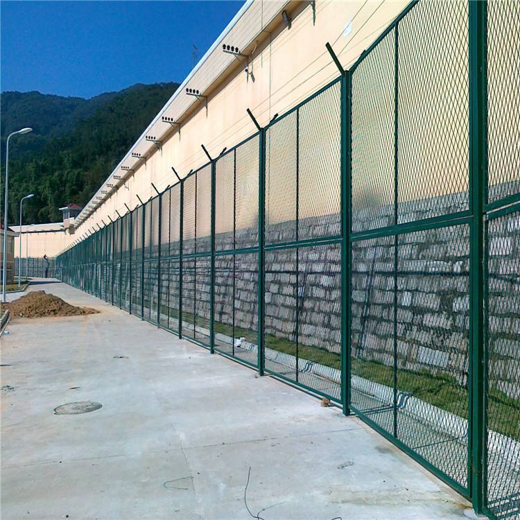火车道路旁护栏网  隔离栅厂家  浏阳市铁路护栏网生产示例图12