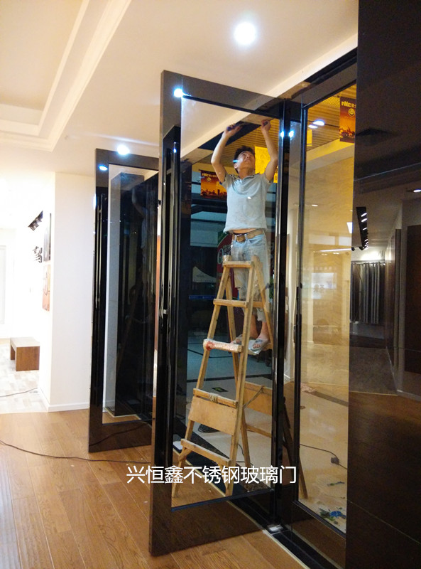 定做深圳黑钛金玻璃门考勤密码锁玻璃门维修办公室玻璃门酒店玻璃门