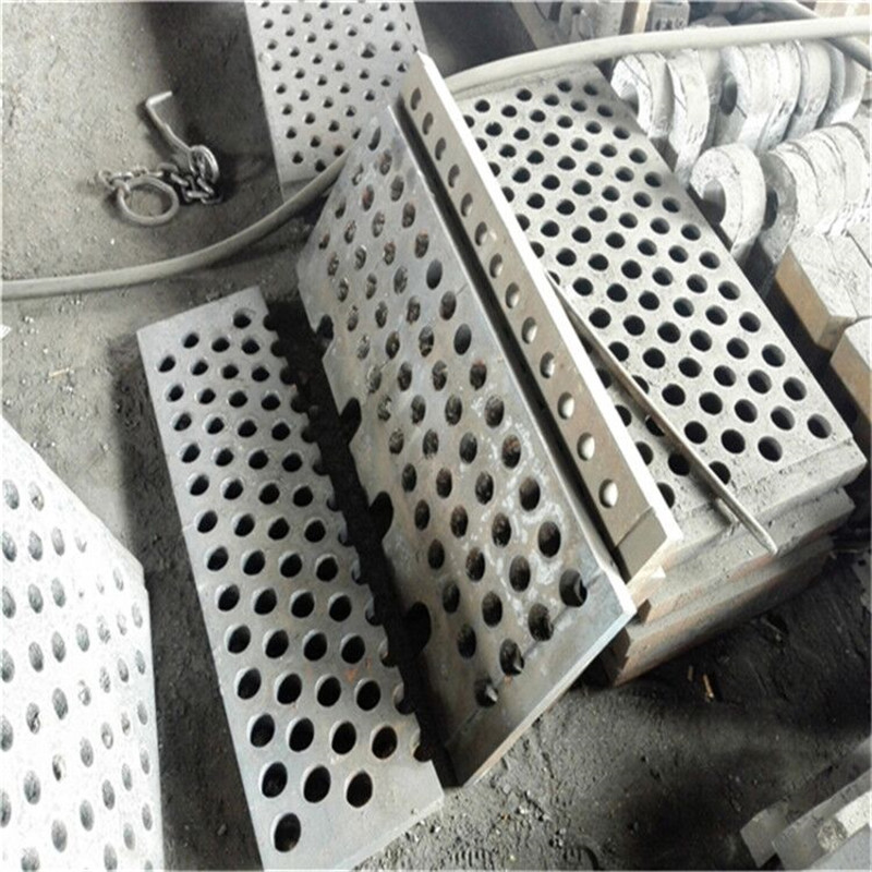 制砂生产线配件 矿山设备高锰钢衬板 新型端衬板合金衬板