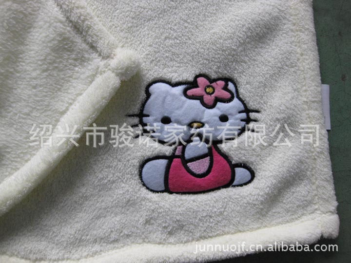 绍兴市骏诺家纺厂家供应订做素色288F超柔珊瑚绒儿童毛毯示例图5
