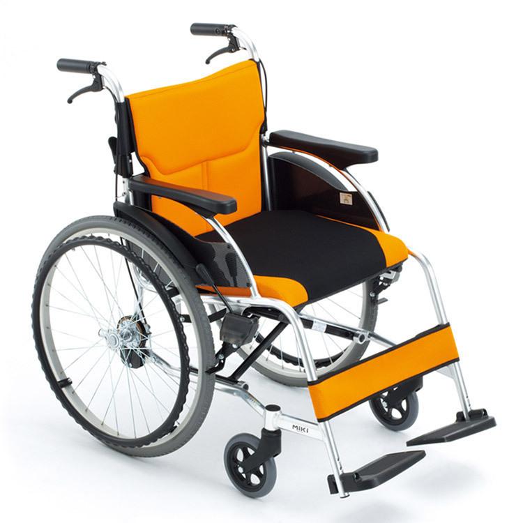 批发MiKi三贵轮椅MCVWSW-49JL 轻便折叠 时尚老人残疾人代步车示例图4