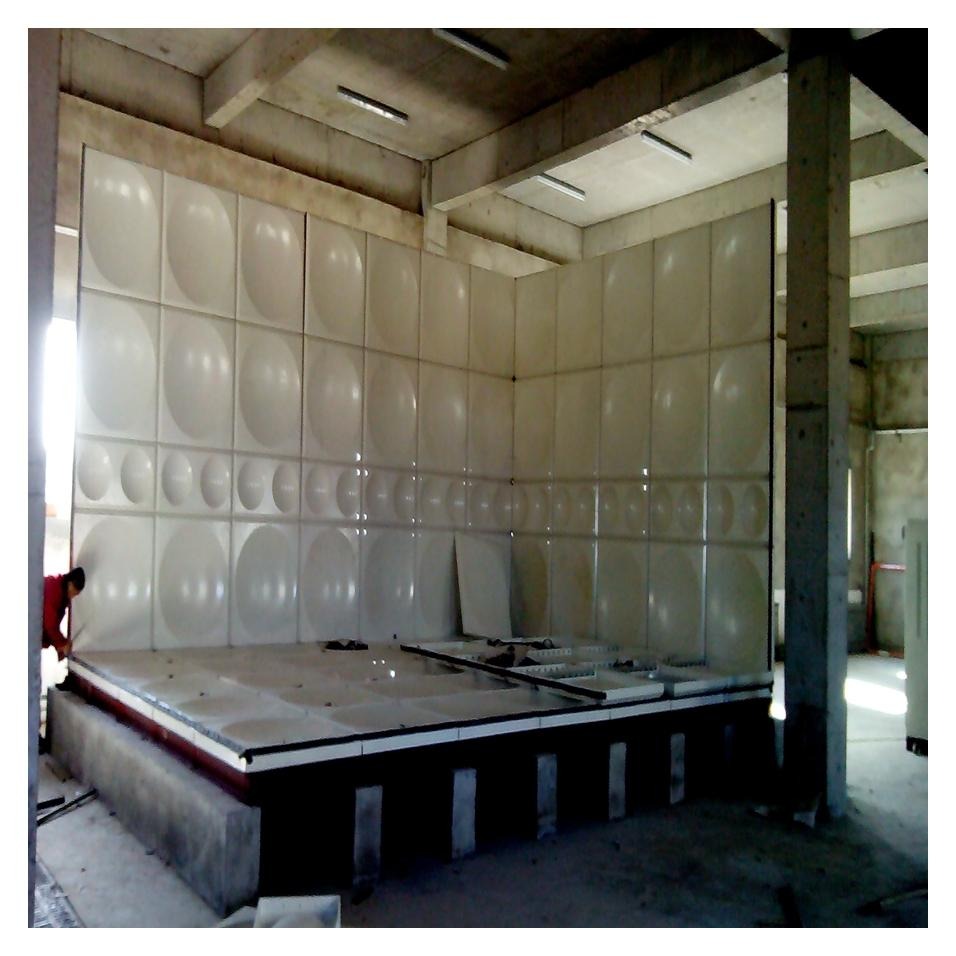 保温水箱 玻璃钢80立方热水箱 霈凯水箱图片