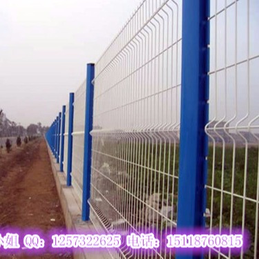 广东东莞花园护栏网双边丝欧式护栏网厂家直销出口品质桃型柱围栏网