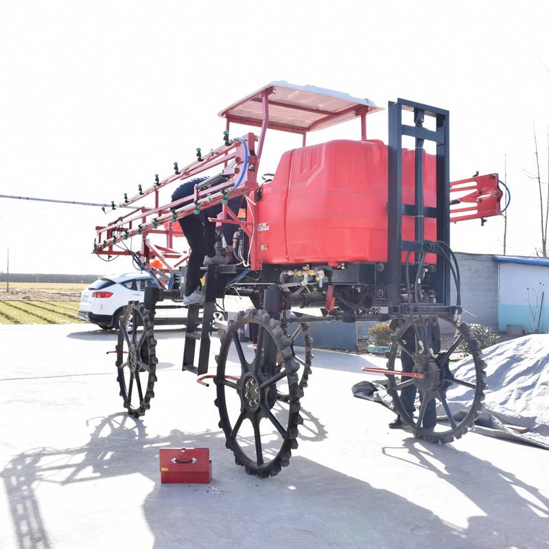 新疆小麦玉米打药机生产厂家 裕登 四轮打药机