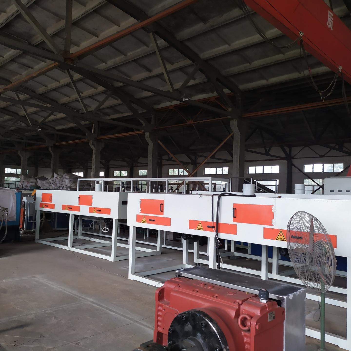 超丰PVC围栏板生产线 青岛塑料中空板生产线 畜牧养殖专用PVC护栏板机器