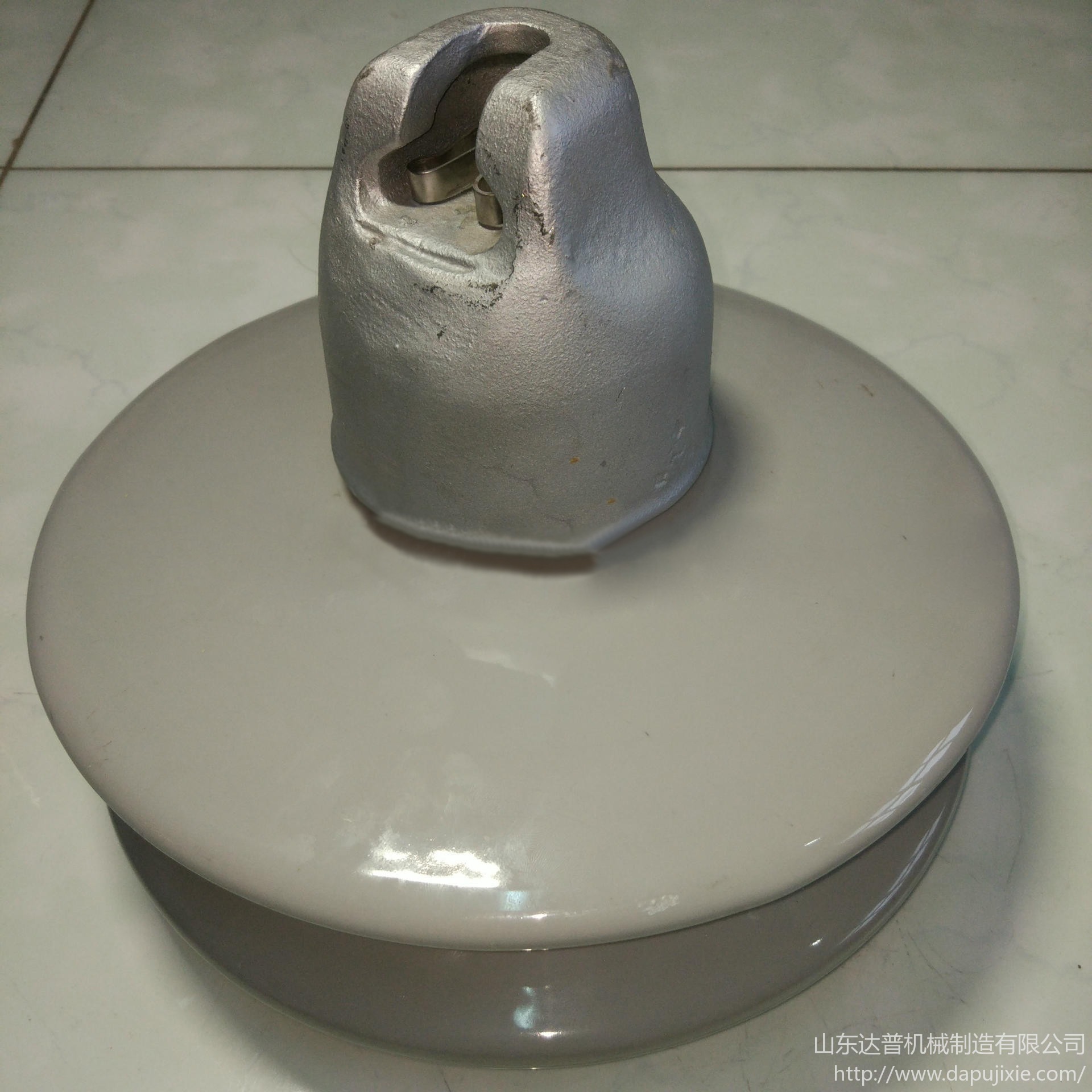 达普批发耐污悬式陶瓷绝缘子XWP-160 价低   全新高压线路盘形悬式瓷绝缘子现货