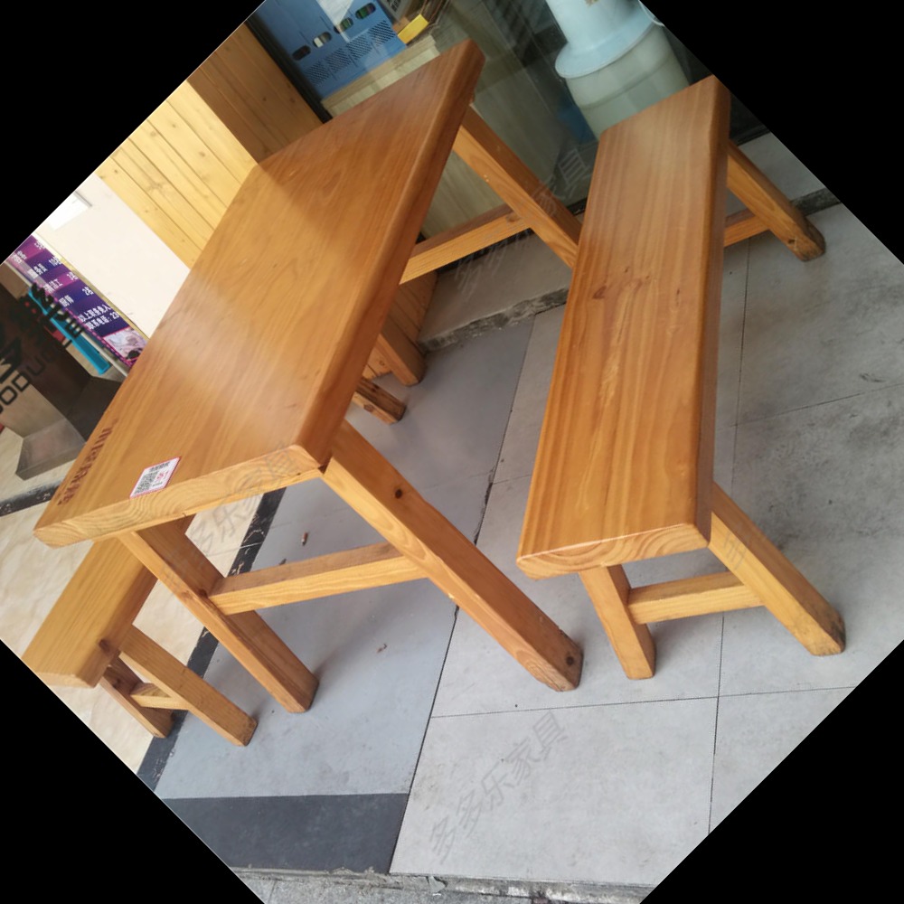 主题木屋烧烤餐桌椅 新西兰松木实木餐桌 同款木屋烧烤桌 烧烤餐厅餐桌椅定制