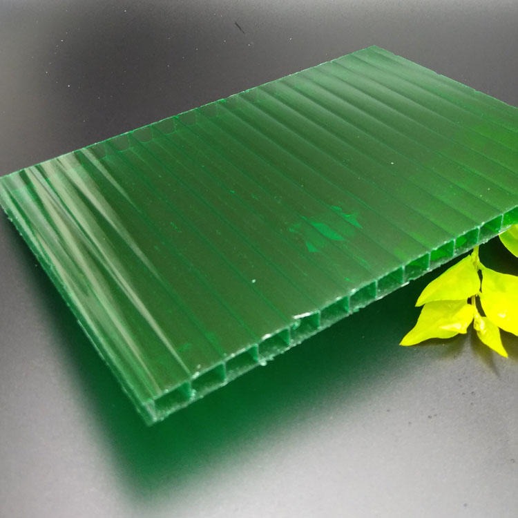 厂家直销批发定制 pc空心板材 顶棚透光草绿6mm阳光板 优质价格