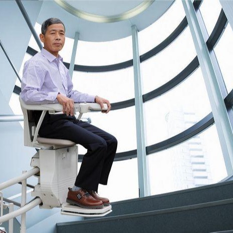 株洲市残疾人电梯 老人座椅式电梯 启运专业定制楼梯升降机