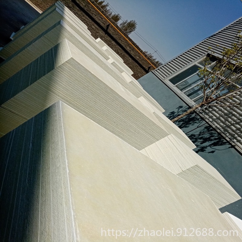 白色天花板 厂家直销岩棉板防火能优越 豪亚岩棉复合吸音板 跌级玻纤板岩棉板