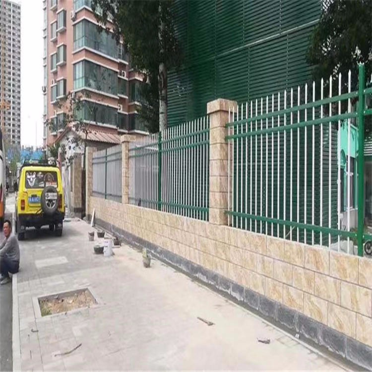 德兰小区护栏 新钢护栏 小区防护栏 厂家定制