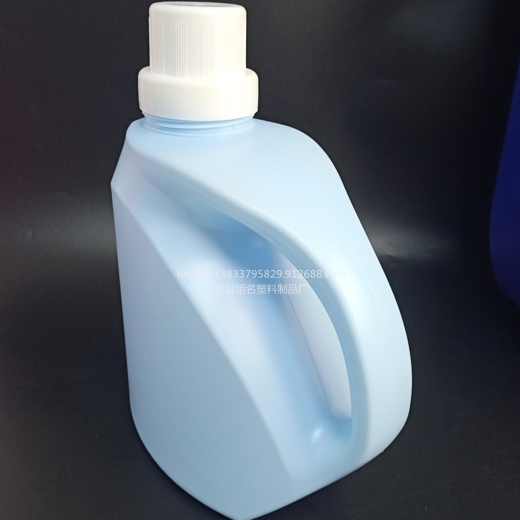 钜名供应 塑料瓶 1L 2L 3L 5L 洗衣液瓶 洗衣液壶 洗洁精瓶 可加工定制 外形设计 开模生产 洗衣液桶