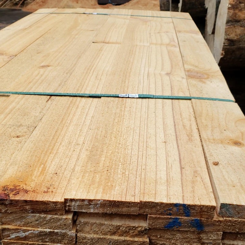 松木包装板定制加工 新西兰松木方 辐射松枕木 不易变形 易固定 邦皓木业批发图片