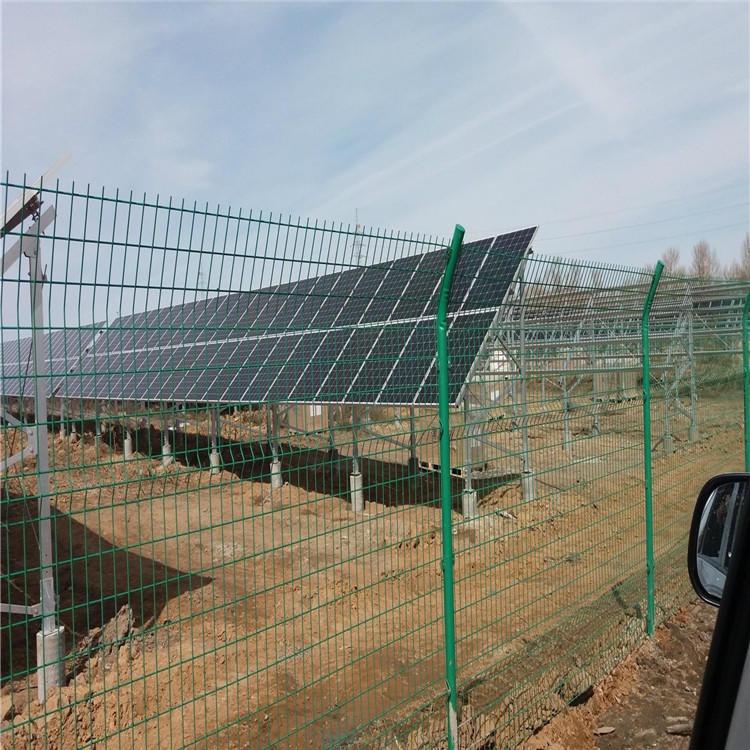 安平百瑞供应双边丝围栏网 高速公路绿色防护网 公路绿色围栏价格