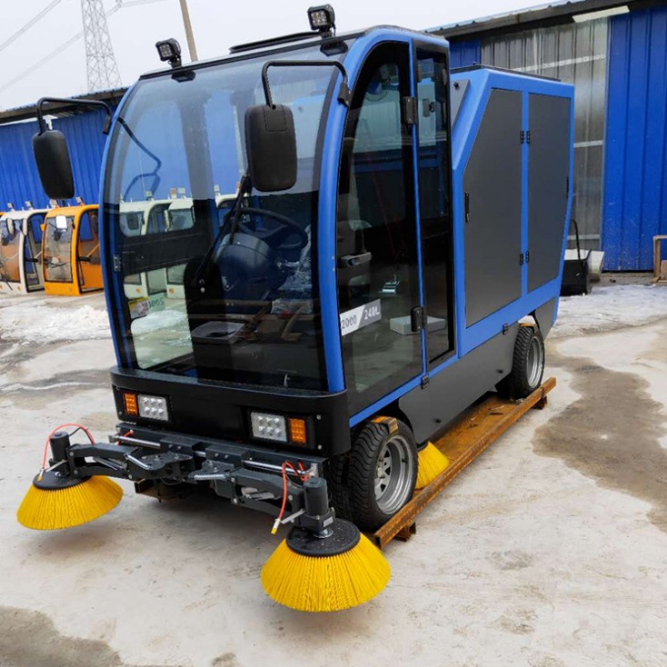 厂家直销驾驶式扫地机 电动扫路车 倾倒式自动扫地机