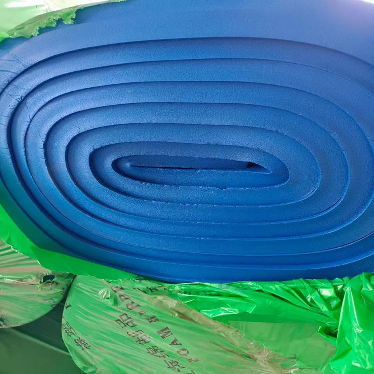 供应华美奥美斯品牌橡塑保温板 彩色橡塑海绵板 贴铝箔橡塑板