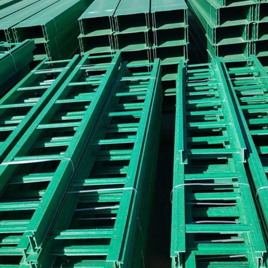 钟祥霈凯玻璃钢阶梯式400×200mm桥架的厚度