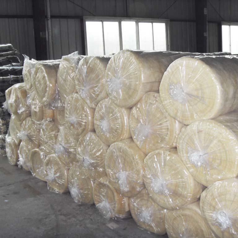 高温玻璃棉大量批发   铝箔玻璃棉现货价格   新型玻璃棉毯价格  憎水玻璃棉毡应用厂家