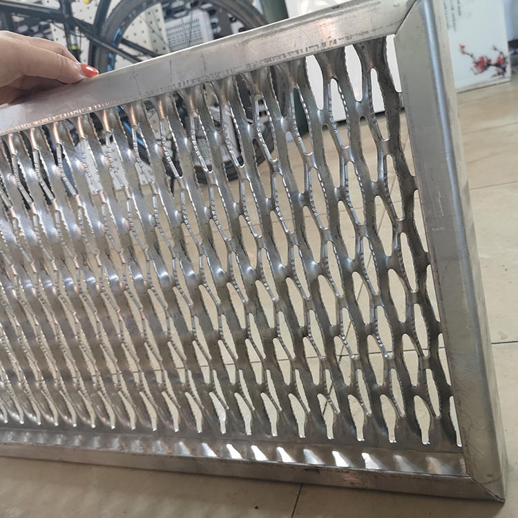 欧腾 加工生产铝合金防滑板 济源 带孔钢板 鼓包冲孔板 铝板鱼眼防滑踏步板