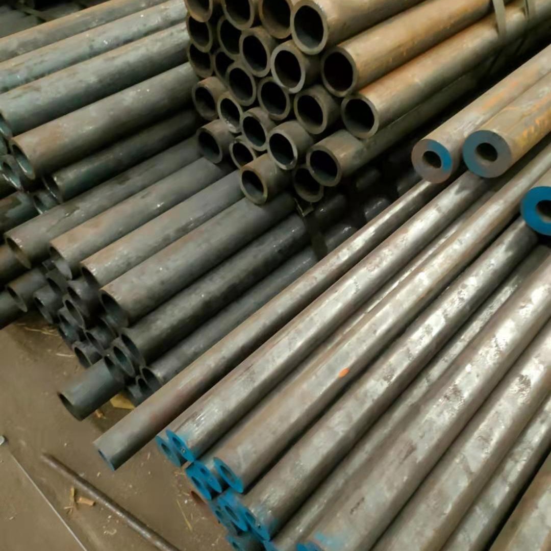 供应P9无缝钢管厂家现货全国发往各地 P9无缝管价格 P9钢管规格齐全  P9合金管材质图片