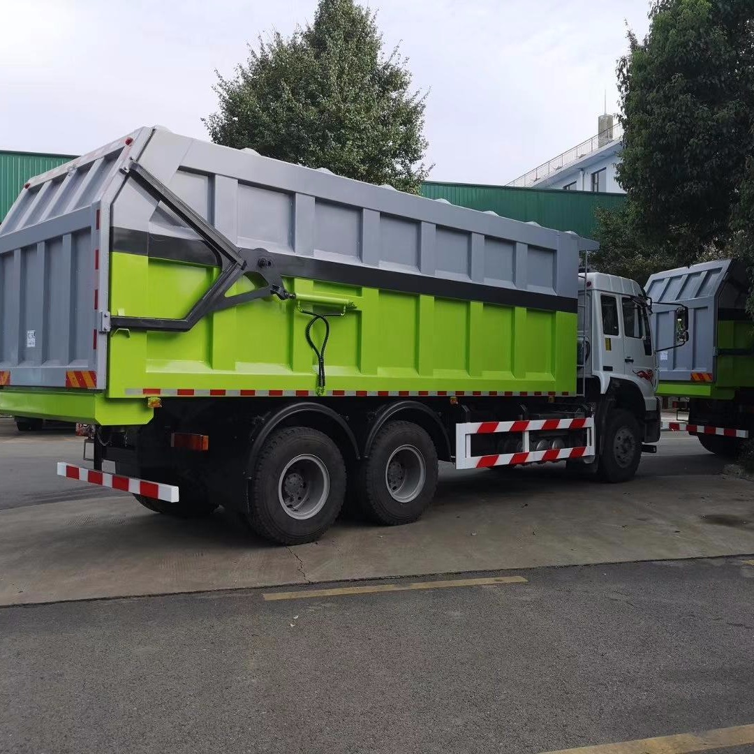 25吨污泥运输车 环保密封重汽25吨拉臂式垃圾车图片厂家价格图片