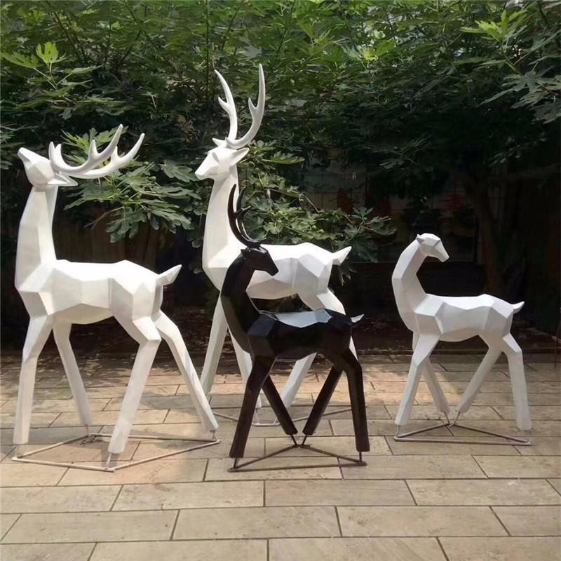 玻璃钢抽象鹿雕塑 切面鹿雕塑 块面鹿雕塑 唐韵园林
