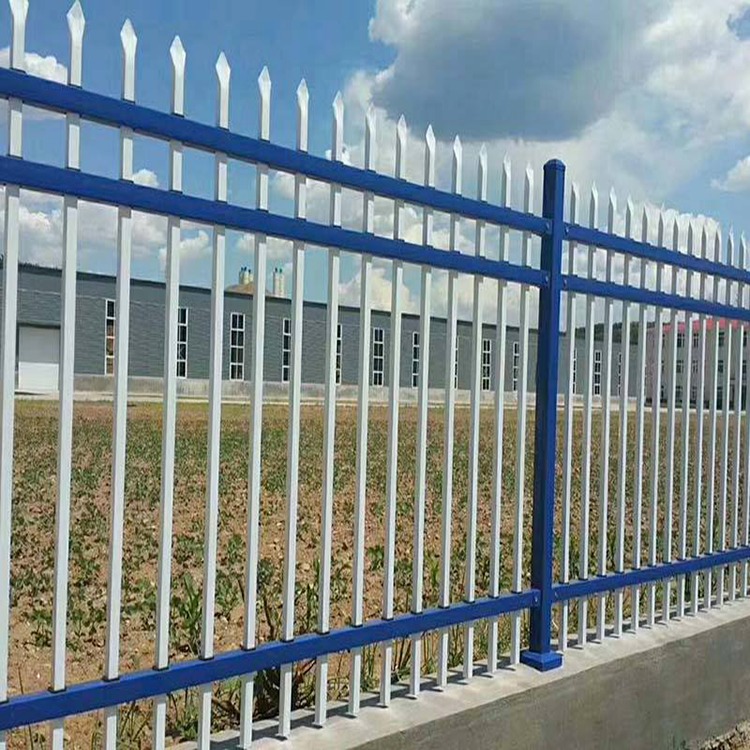 河南现货 厂家定制 镀锌喷塑锌钢护栏 院墙围栏 通透式防盗铁艺围墙防护栏