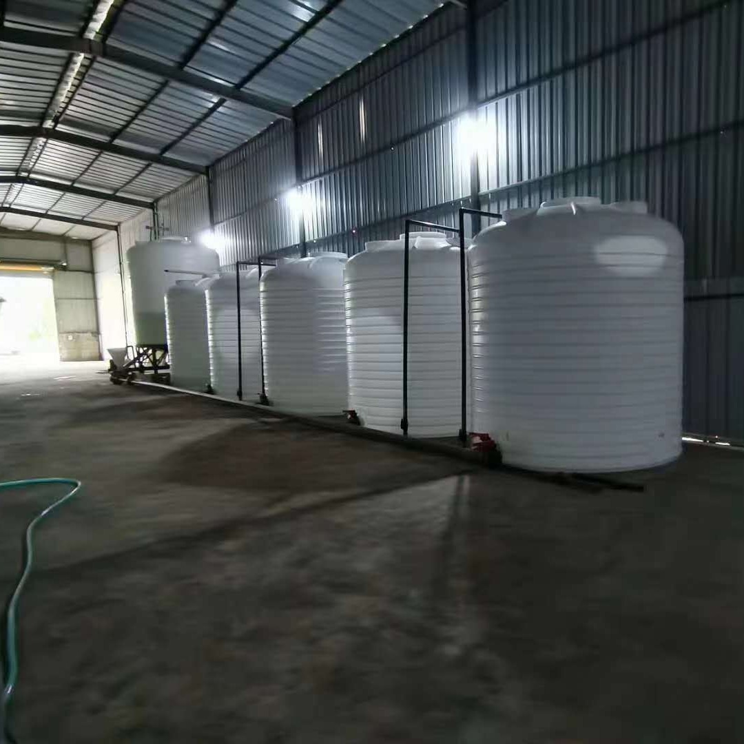 乌当区5吨加厚塑料水塔储水箱 5方大型塑胶储罐滚塑一次成型