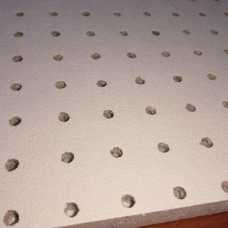 学校专用 矿棉吸音板型号    矿棉天花板生产销售   阻燃矿棉板推广价格   车间矿棉板价格信息