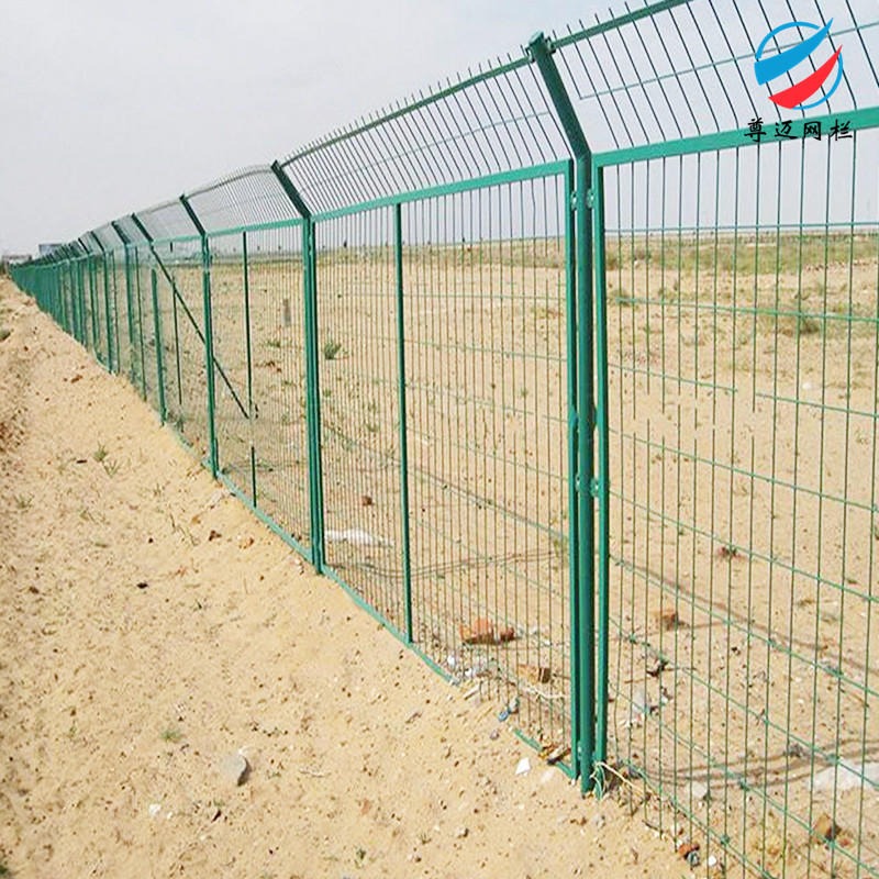 佳木斯高速公路护栏网 电厂专用护栏网 圈地安全隔离网厂家 尊迈供应