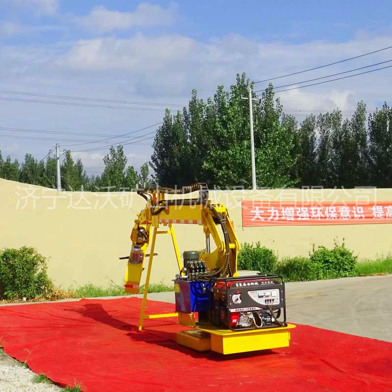 济宁达沃厂家直销DW-30  高速公路绿篱修剪车边坡割灌机