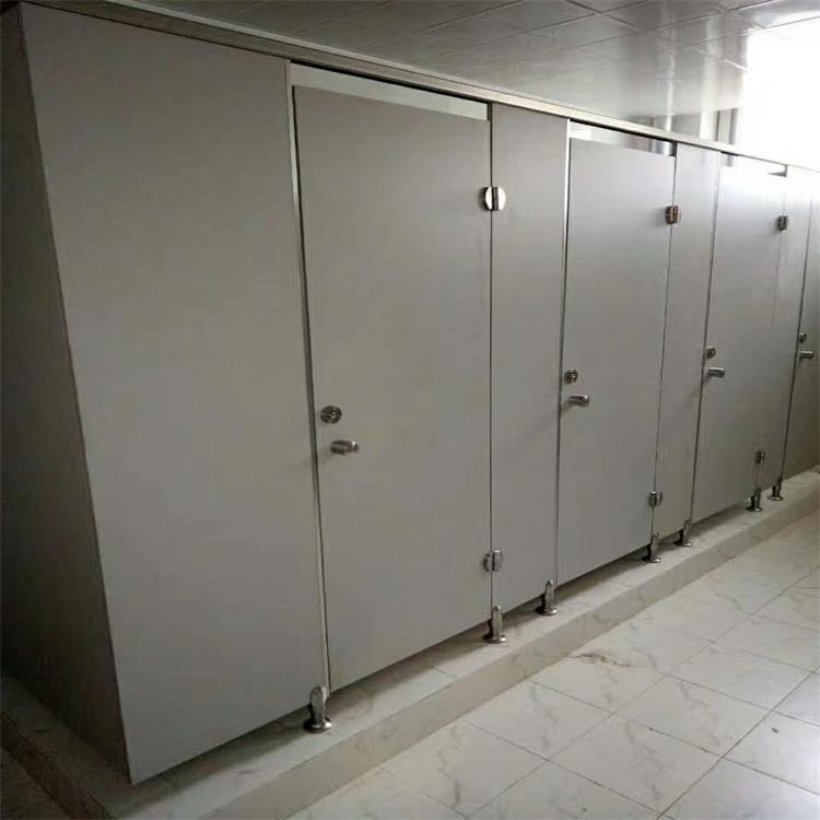 公共厕所隔断板材 医院抗倍特材料  火车站卫生间隔断 森蒂