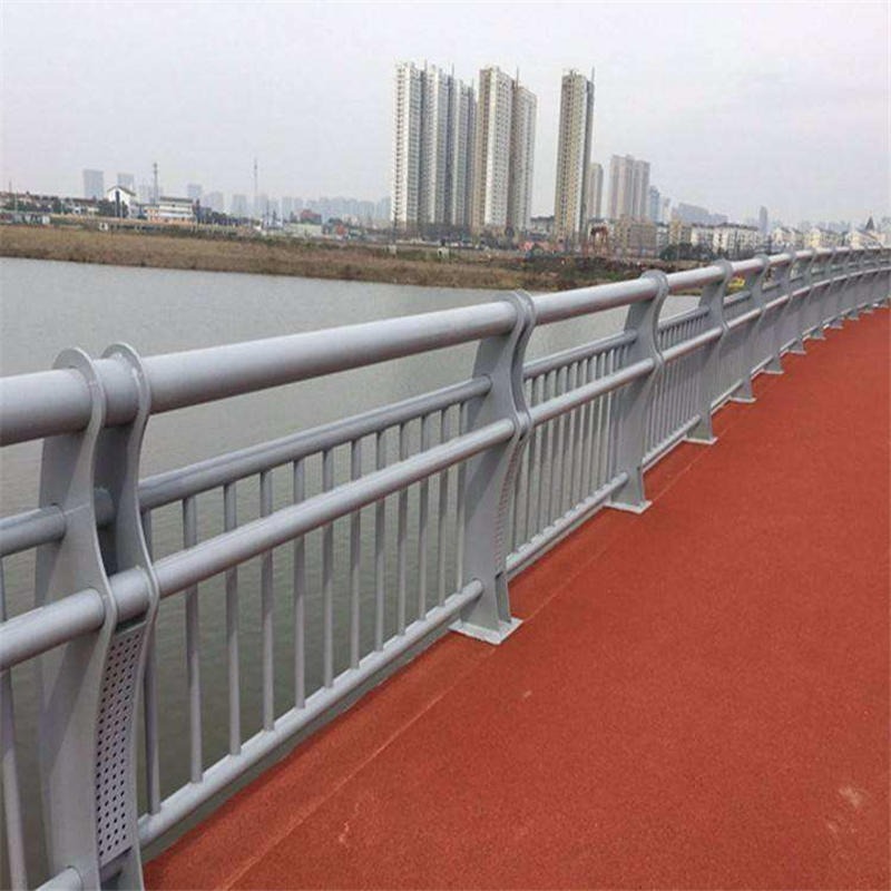 制造不锈钢道路护栏厂家 桥梁防撞护栏价格 景观护栏生产 不锈钢桥梁灯光护栏 提供订做精加工