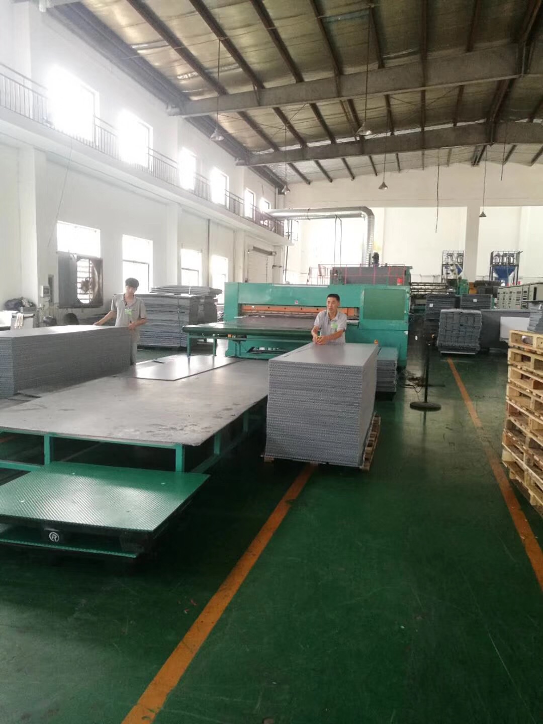 南京塑料围板箱 蜂窝板围板箱 物流围板箱围板箱厂家