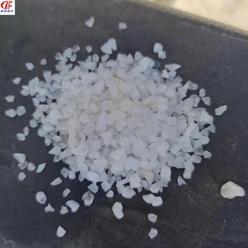 上海厂家供应   净水滤料白色石英砂  熔融石英砂  耐火材料用圆粒砂  品质可靠