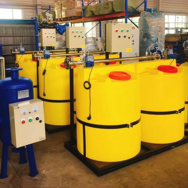 晋中污水加药桶厂 1吨佳士德搅拌罐配置电机计量泵图片