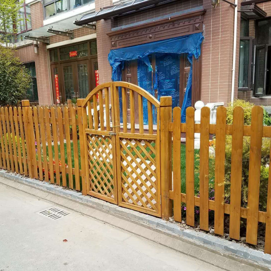 木塑材料 定制塑木网格围栏 防腐木栈道花园阳台围栏图片
